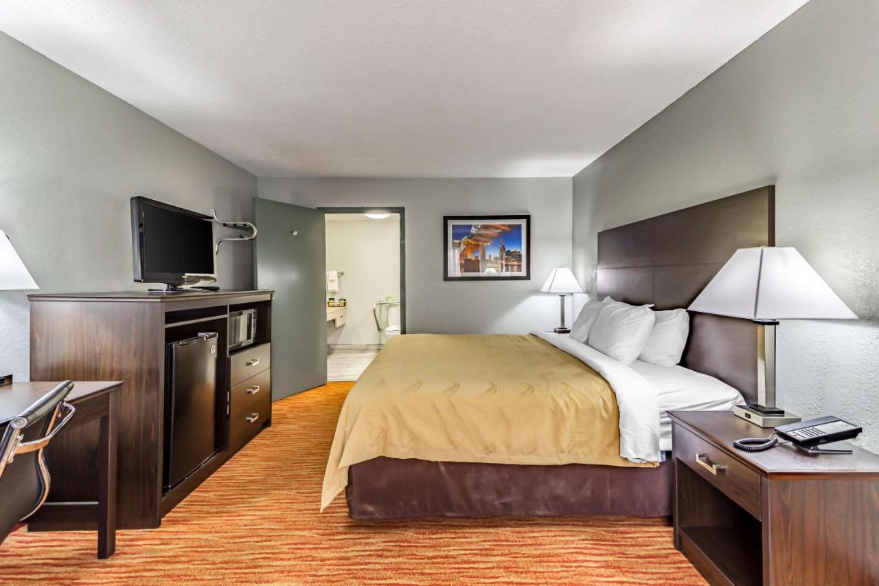 Quality Inn Goodlettsville